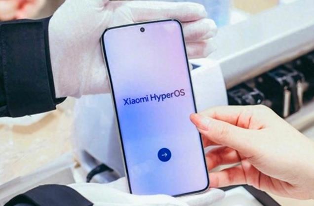 小米 15 Ultra 登场:卫星通信+Leica镜头,摄影性能突破极限!