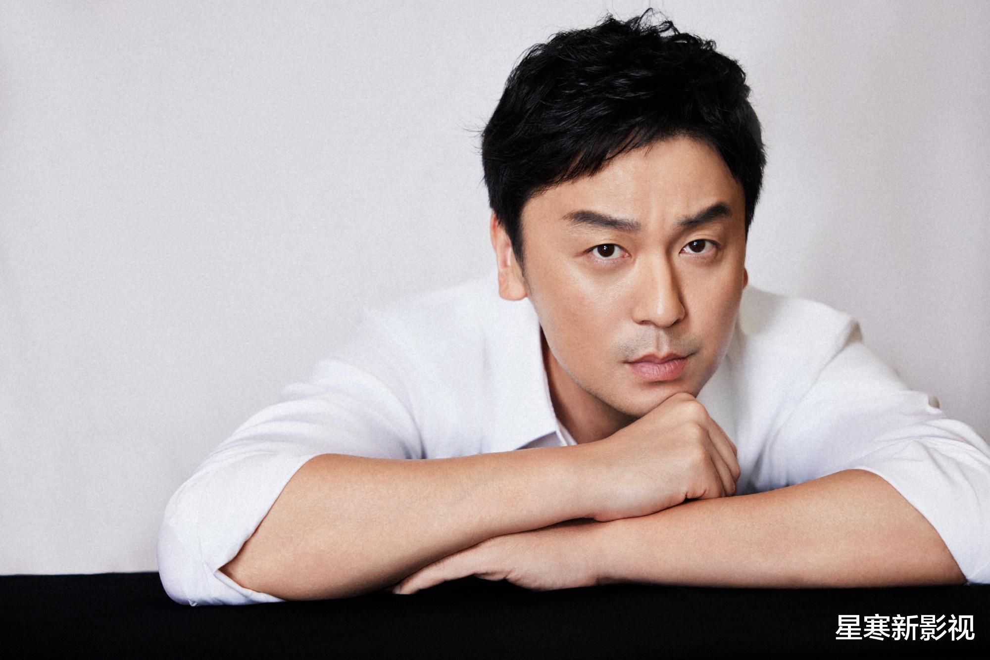 冯小刚谍战大片来袭，雷佳音与胡歌演双男主，这电影想不火都难！