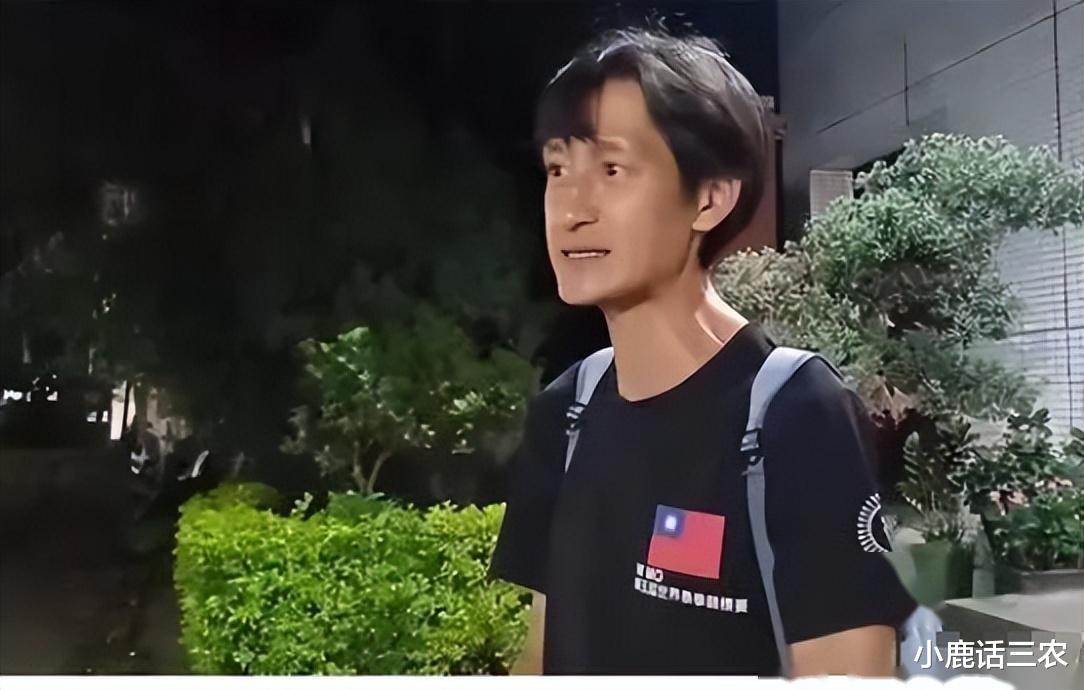 心酸!曝唐治平精神失常,街边游荡举止疯癫,摇头晃脑还攻击小孩!