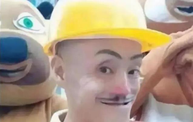 靠“光头强”走红的冯家六，娶美女开豪车，繁华过后现状令人唏嘘