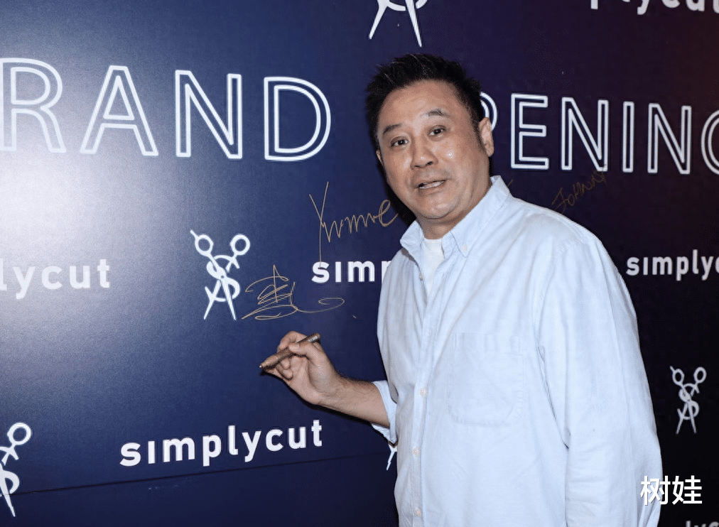 55岁TVB艺人离巢5年定居广州,拍《繁花》走红,自曝每月商演10场