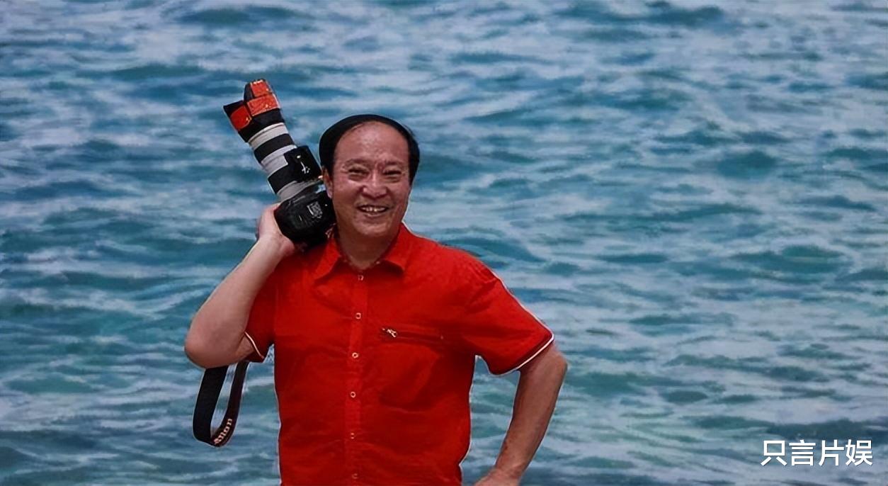 75岁牛群近况曝光,妻离子散住破旧小区,裸捐之后生活穷困潦倒