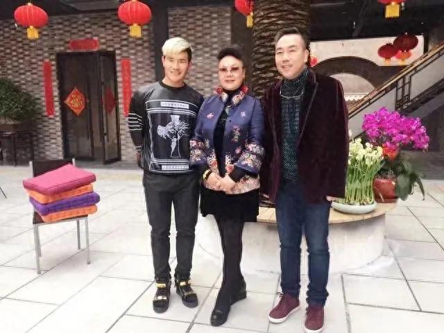 真敢说!杨议彻底豁出去了!说孟真和谢雷有奸情