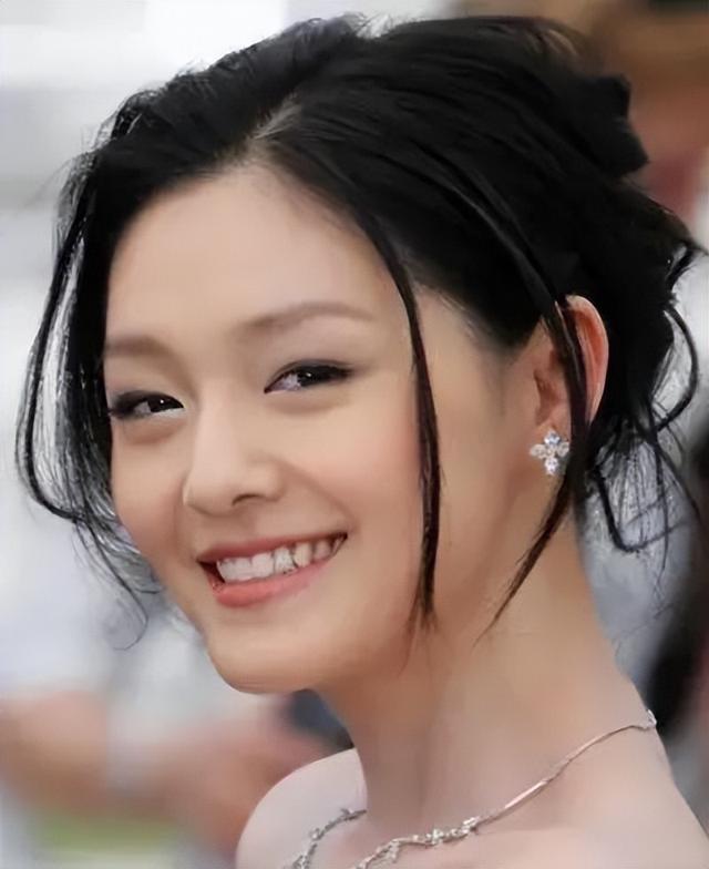 太搞笑了！大S一个人创造了娱乐圈：十个第一