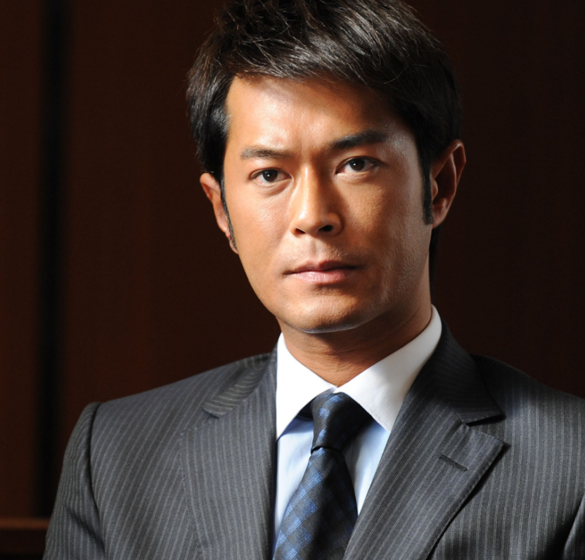 69岁任达华老到认不出!与古天乐、谢君豪同框,三位影帝差别巨大