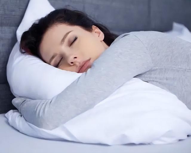 “老得慢”的女人,多半爱吃这7种食物,看看有几个你爱吃的?