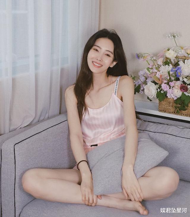 《承欢记》8位年轻美女身材都很好,许龄月、胡丹丹身高都超170,杨紫排第6