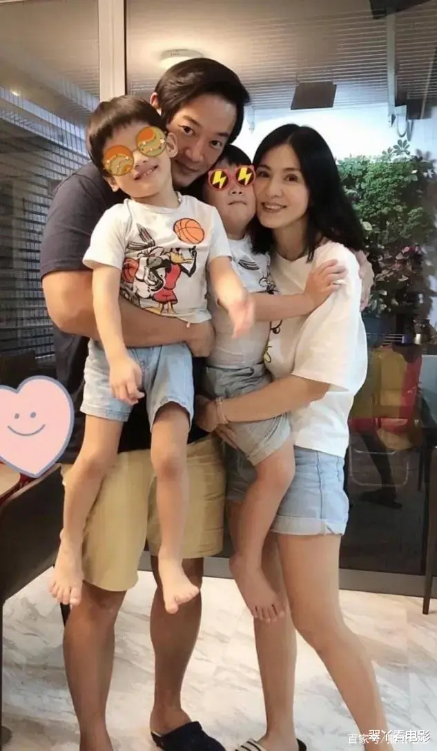 拒绝金城武,不要吴奇隆,嫁个假富豪赔光身家,她却说很幸福