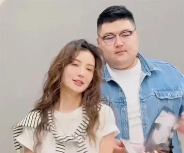 “猴哥说车”承认破产！央视主持张越采访记录，对妻子不满意