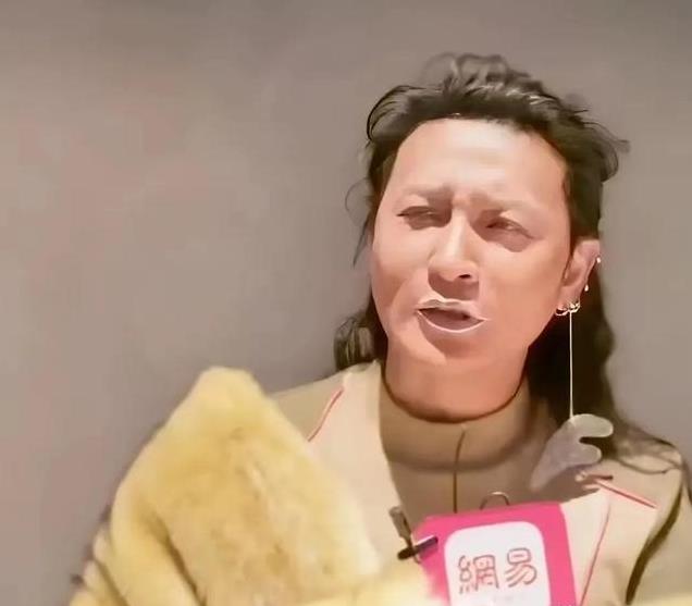 无滤镜大变样,吴家丽膀大腰圆,陈德容撞脸杨幂,高圆圆铁桶身材