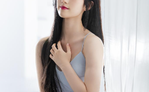 我给她普及女德，只是让她爱上我罢了，她却浑然不知