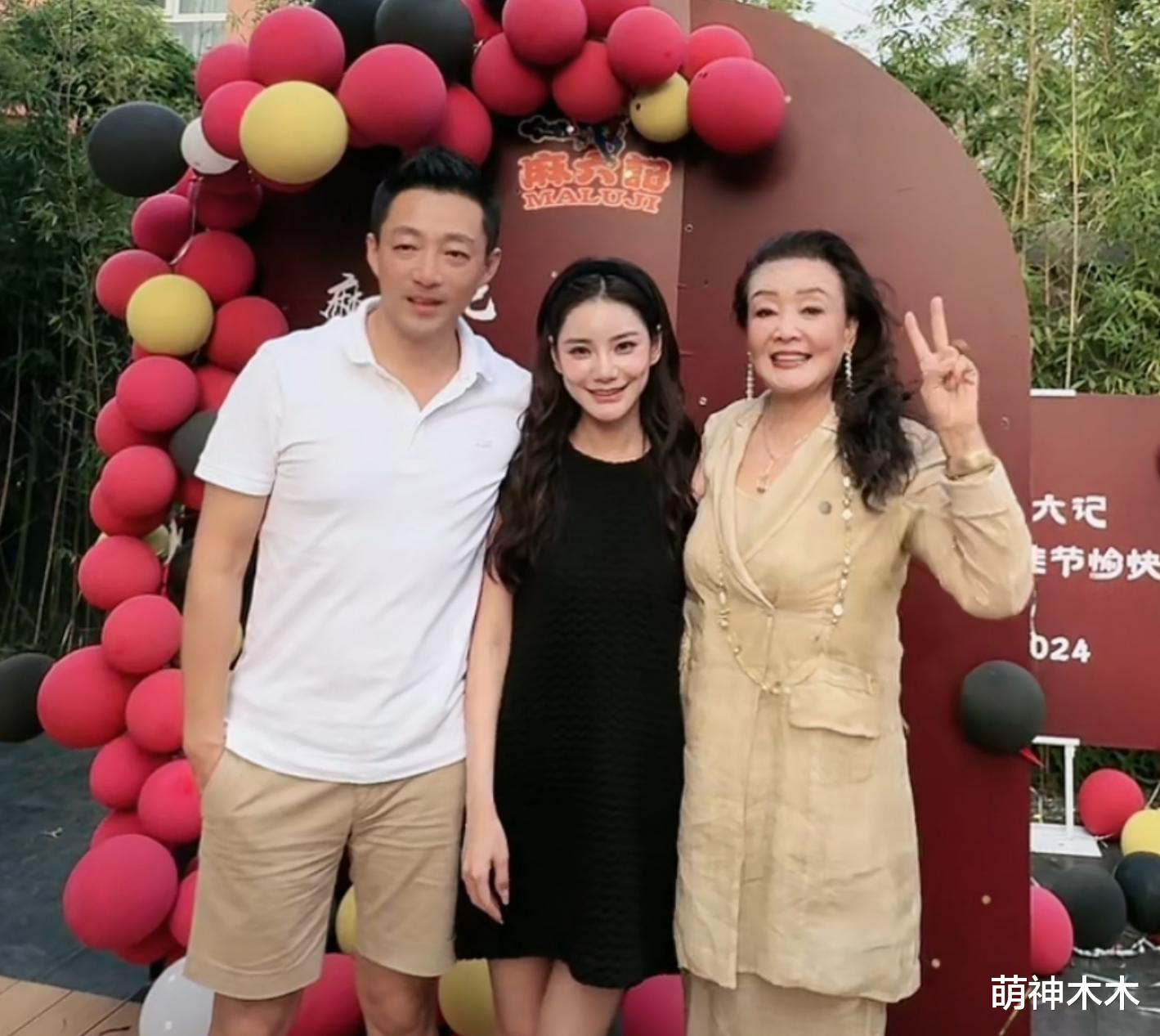 汪小菲中秋员工聚餐,马筱梅八面玲珑获员工认可,尽显女主人风范