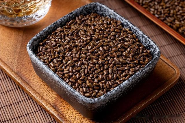 一个善于治疗脂肪肝的中成药,堪称肝脏洗涤剂,排出一切痰浊热毒