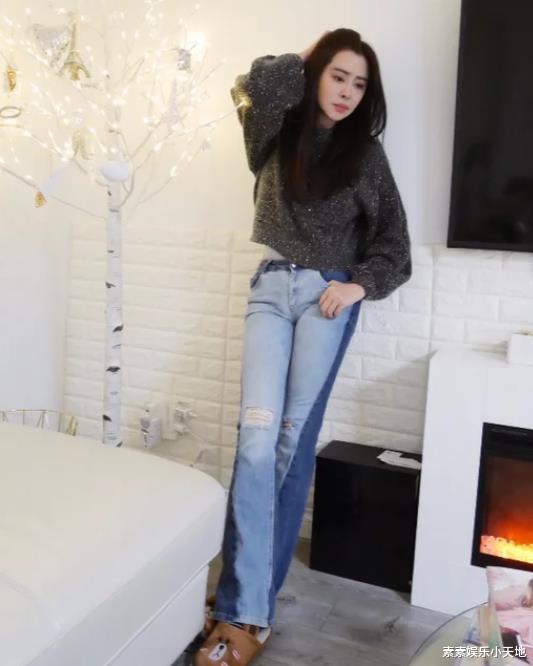 57岁王祖贤回台湾过中秋,颜值下跌严重,体态仍旧很优雅