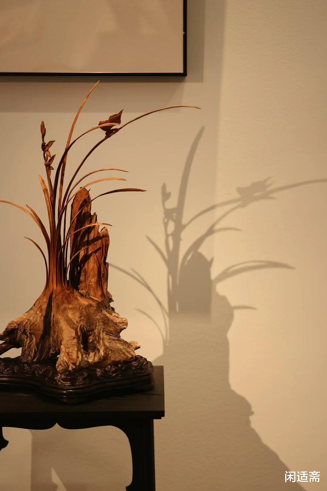 老山檀香，石上有兰香，木雕摆件