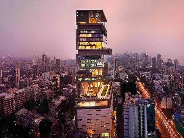 印度富婆:不孕5年靠试管生俩娃,陪小儿子减肥200斤,自己瘦39斤