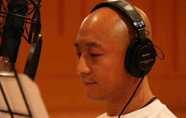 看看窦唯，老狼的现状，才发现周晓鸥已经走上了另一种人生