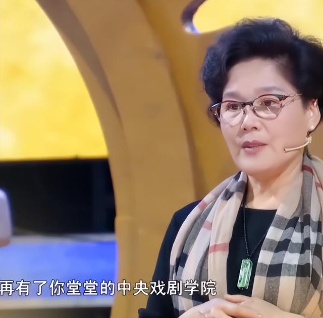 90年代走红的杨青：前夫是军人，女儿现在是知名演员