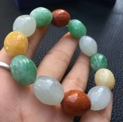 如何挑选合乎心意的翡翠手串?