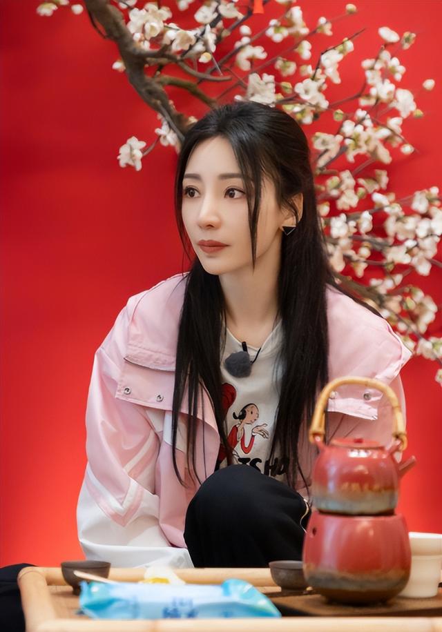 曾是多少人心中的白月光,却老了也没嫁出去,这4位女神你最爱谁