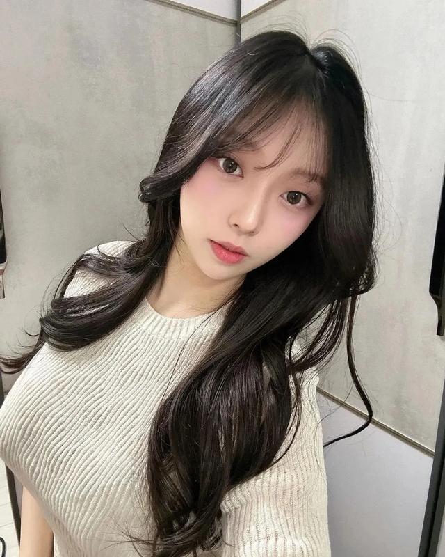 韩国顶级健身网红！完美腰臀腿，这身材狠狠拿捏我了