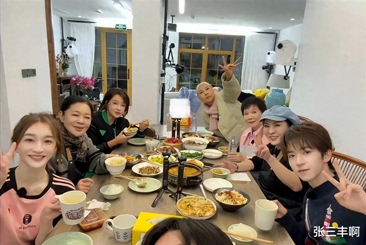 这次,“教育”起刘晓庆的张蔷,彻底颠覆了大众对她的固有认知!