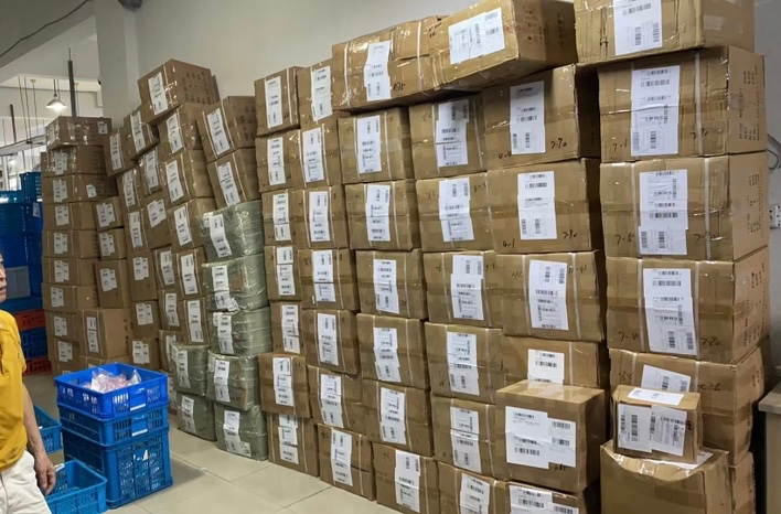 两小时卖出平时一个月的量!商家:速卖通双11太猛了