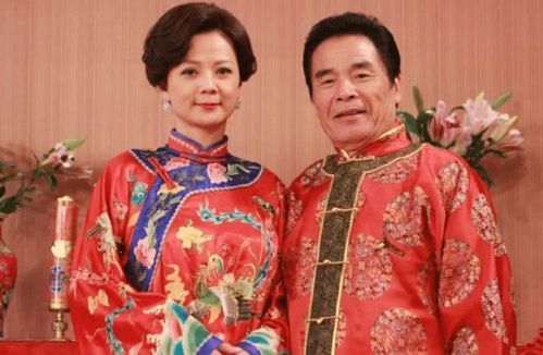 \六位太太\同室共享,每月各享7万零用钱,七旬迎娶第七位娇妻。