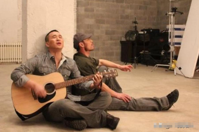 旭日阳刚出道14年后，现在一个开着奥迪，一个却只能回家务农