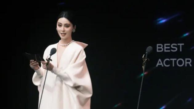 王者归来？范冰冰接受内地记者采访引猜测，她还有机会复出吗？