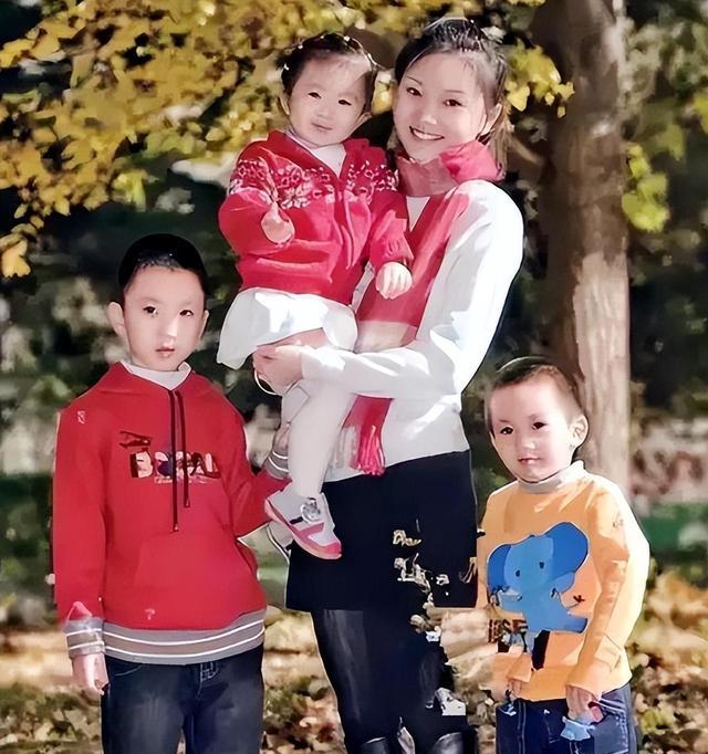 何珺：实名举报张艺谋背上“污名”，12年了，内娱还欠她一声道歉