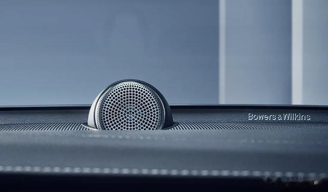 2025款沃尔沃XC90爆火，“安全堡垒”实至名归？