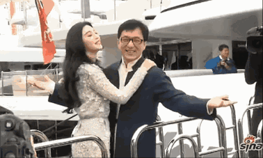 都说娱乐圈乱,这样的生扑又有谁能拒绝呢?