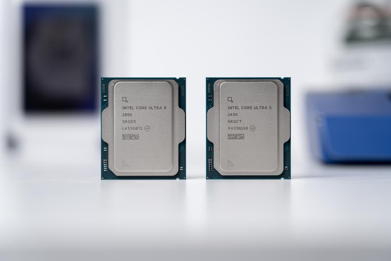 抢先看！酷睿Ultra 200S处理器及ROG Z890 Hero主板礼盒开箱