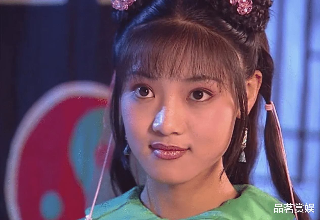 演员邓家佳:嫁圈外人10年婚姻和平分手,离婚5年事业爱情双丰收