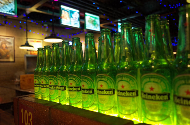 天天喝酒的人会得什么病？研究发现：经常喝酒最伤这2个器官！