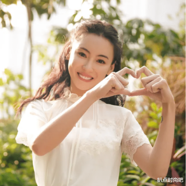 谢霆锋全家日本滑雪，17岁儿子混血颜值顶级