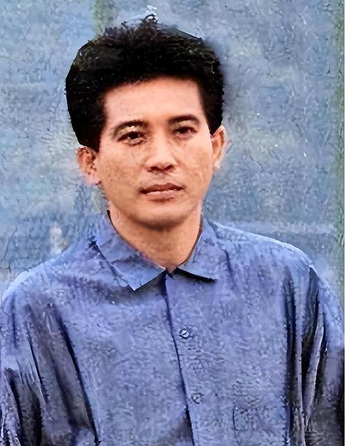 7大“琼瑶美男”今昔颜值对比：岁月如歌，风采各异