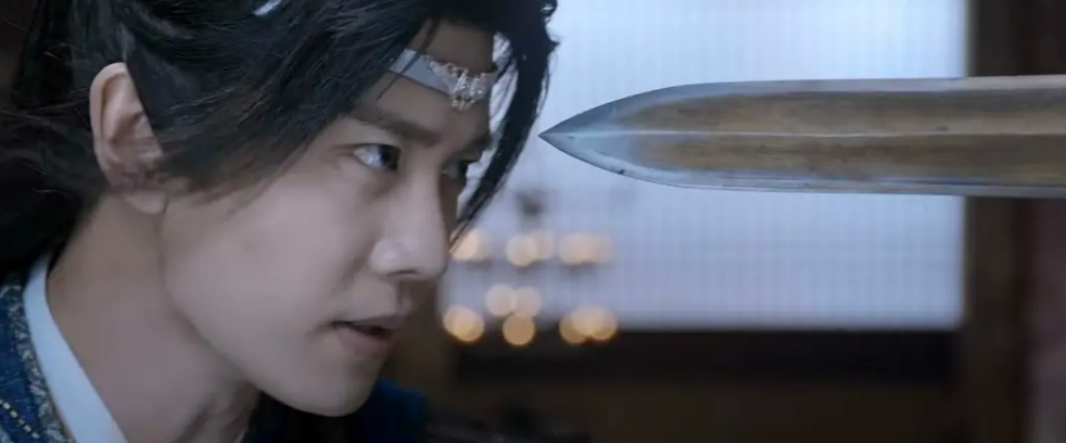 别装傻卖萌了,白月光都变丑男了