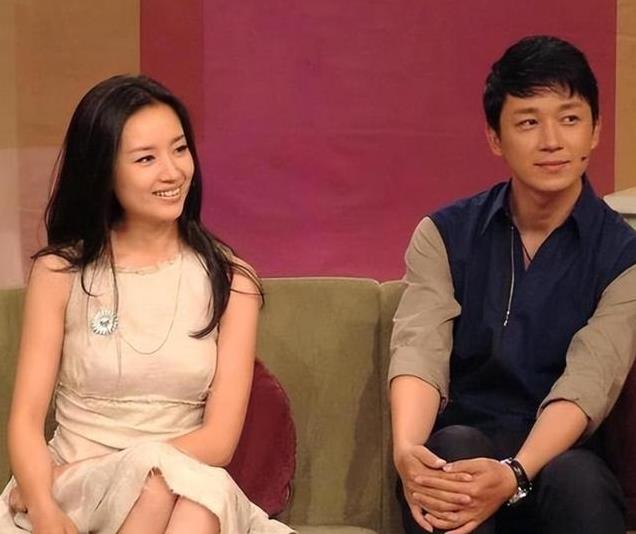 潘粤明二婚秀恩爱,董洁不满又作妖,10年过去了,她咋意难平了?