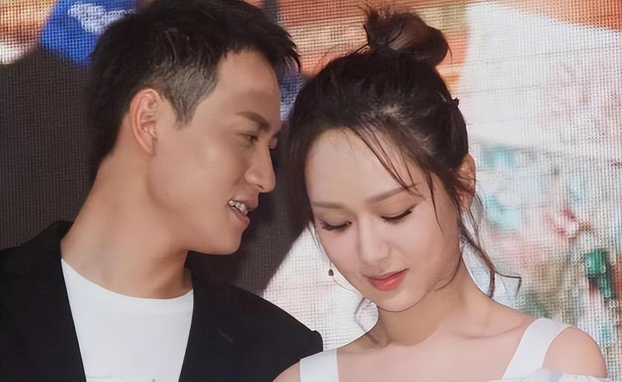 杨紫发32岁生日照，媒体痛批整容太过，网友表示越来越像刘晓庆