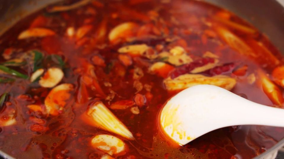 被确诊甲状腺疾病，应与这3类食物“断绝关系”，不要自己害自己