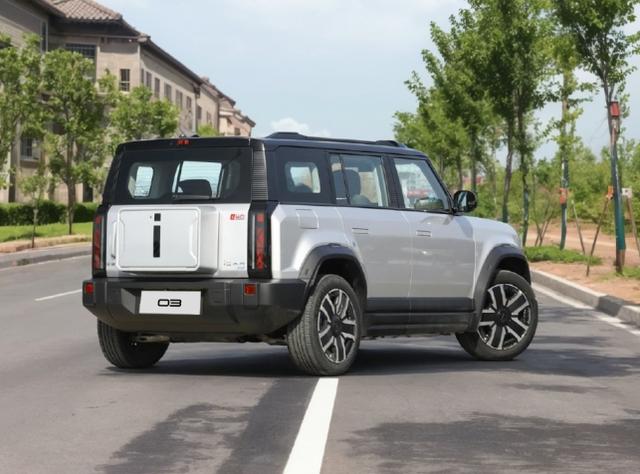 iCAR03全新智驾版，L2++仿生科技，一键自由，尽享乐趣