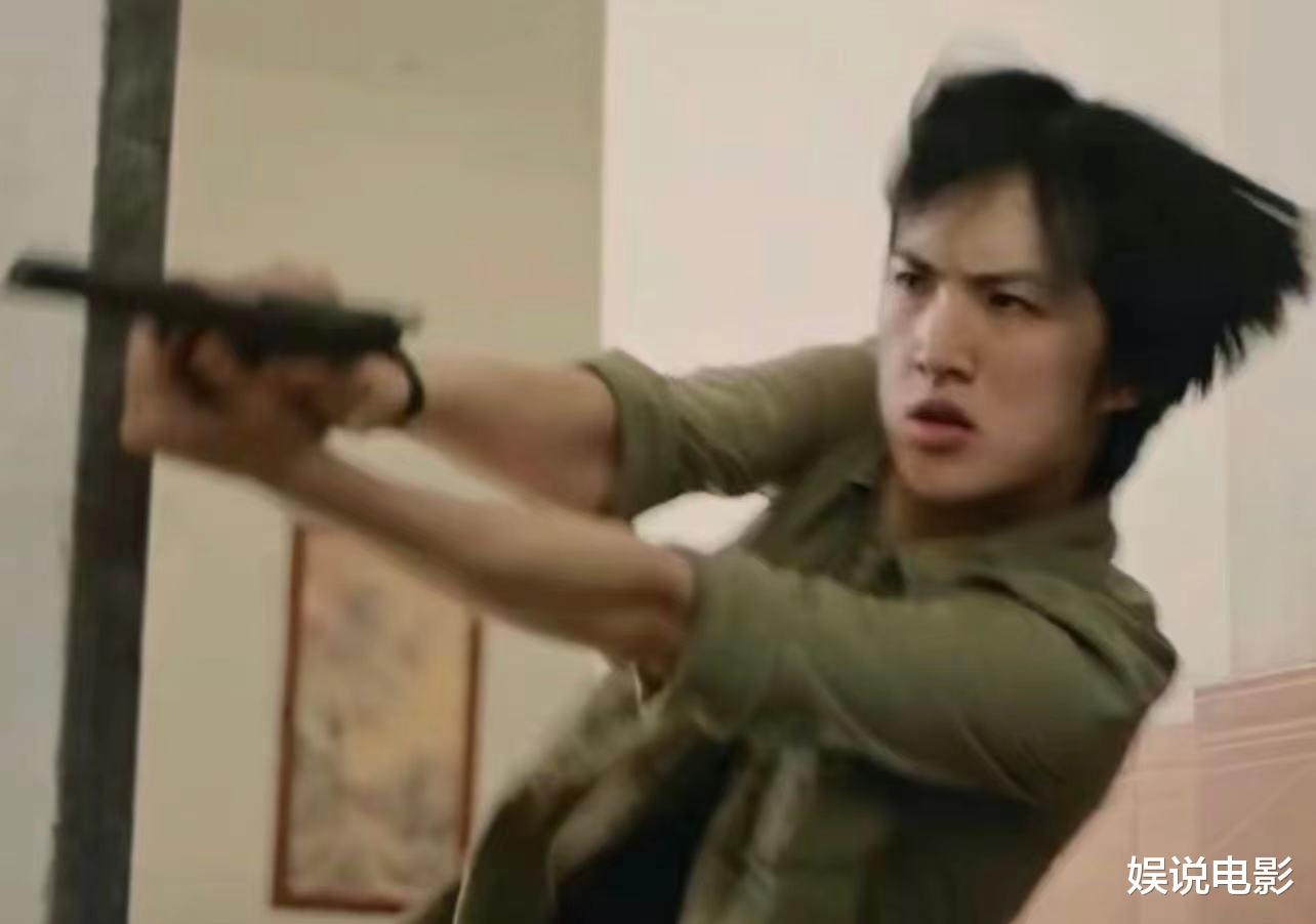 姚安娜吃鸡式演技被群嘲,编剧汪海林发文点评,被导演高群书回怼