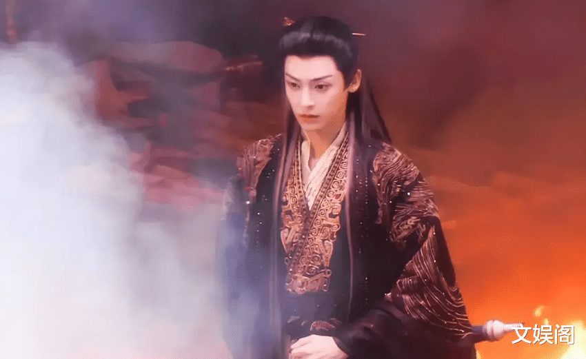 《大梦归离》:坏人就在文潇身边,看似不起眼,实则扮猪吃老虎