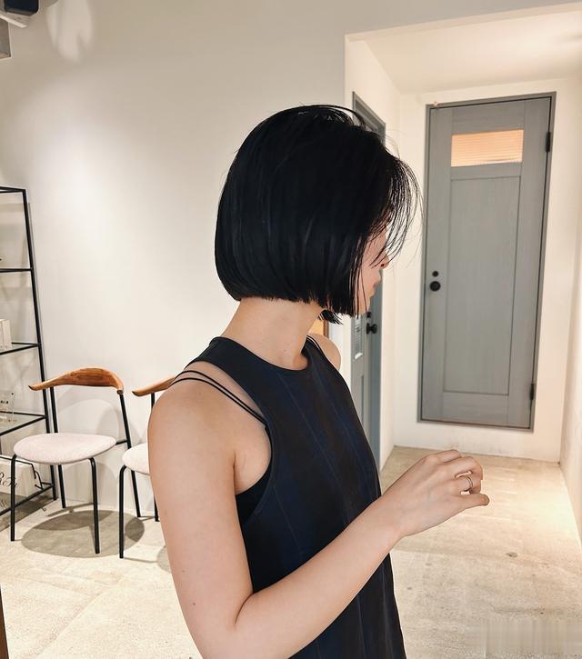 新流行发型来了,时尚有型很心动,喜欢别错过