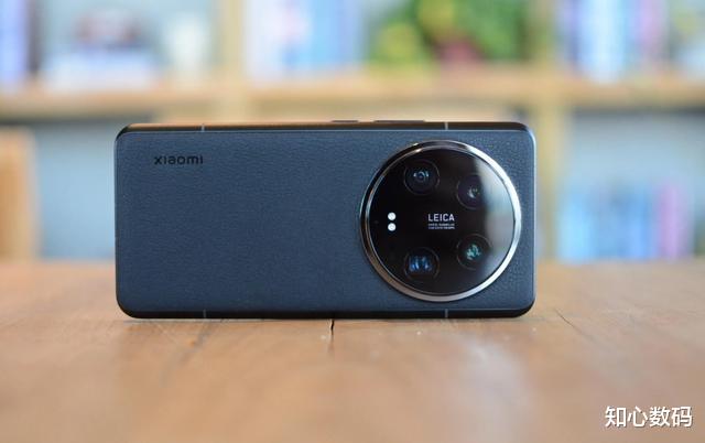 小米终于摊牌了,16GB+1TB突降1600元,徕卡四摄+卫星通信