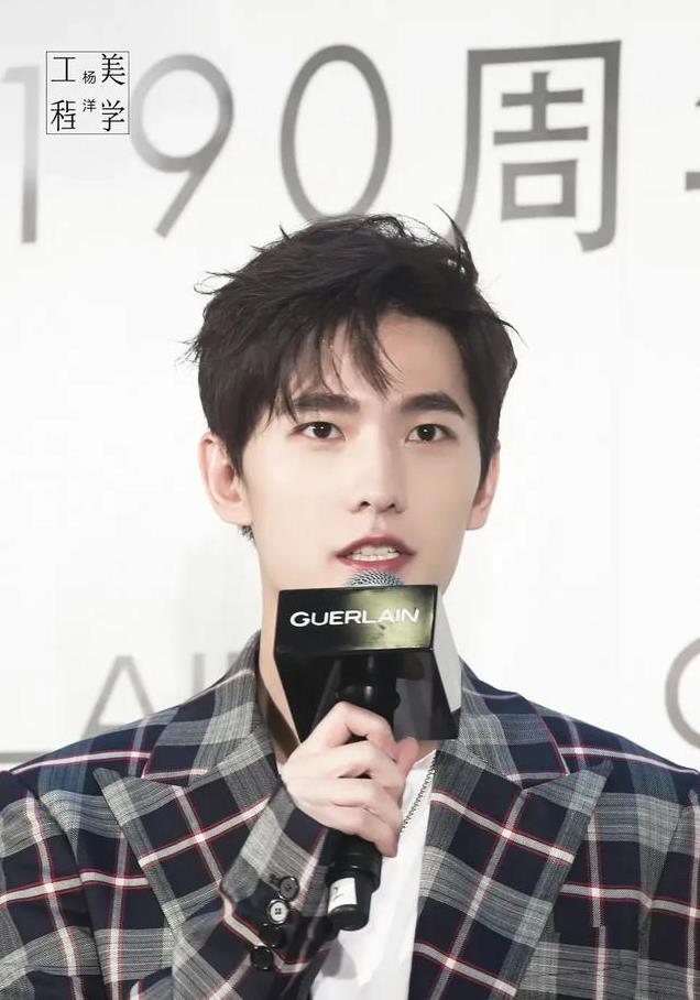 身高180以上的美男出炉，瑞风眼帅哥登顶，林更新16于适14李现10