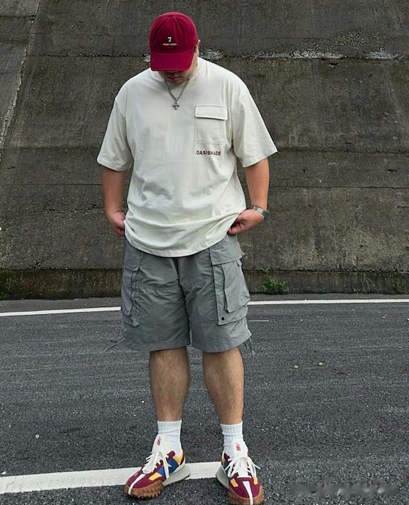 为什么劝中年胖男人:穿得简约、色彩清新、发型干净?看完就懂!