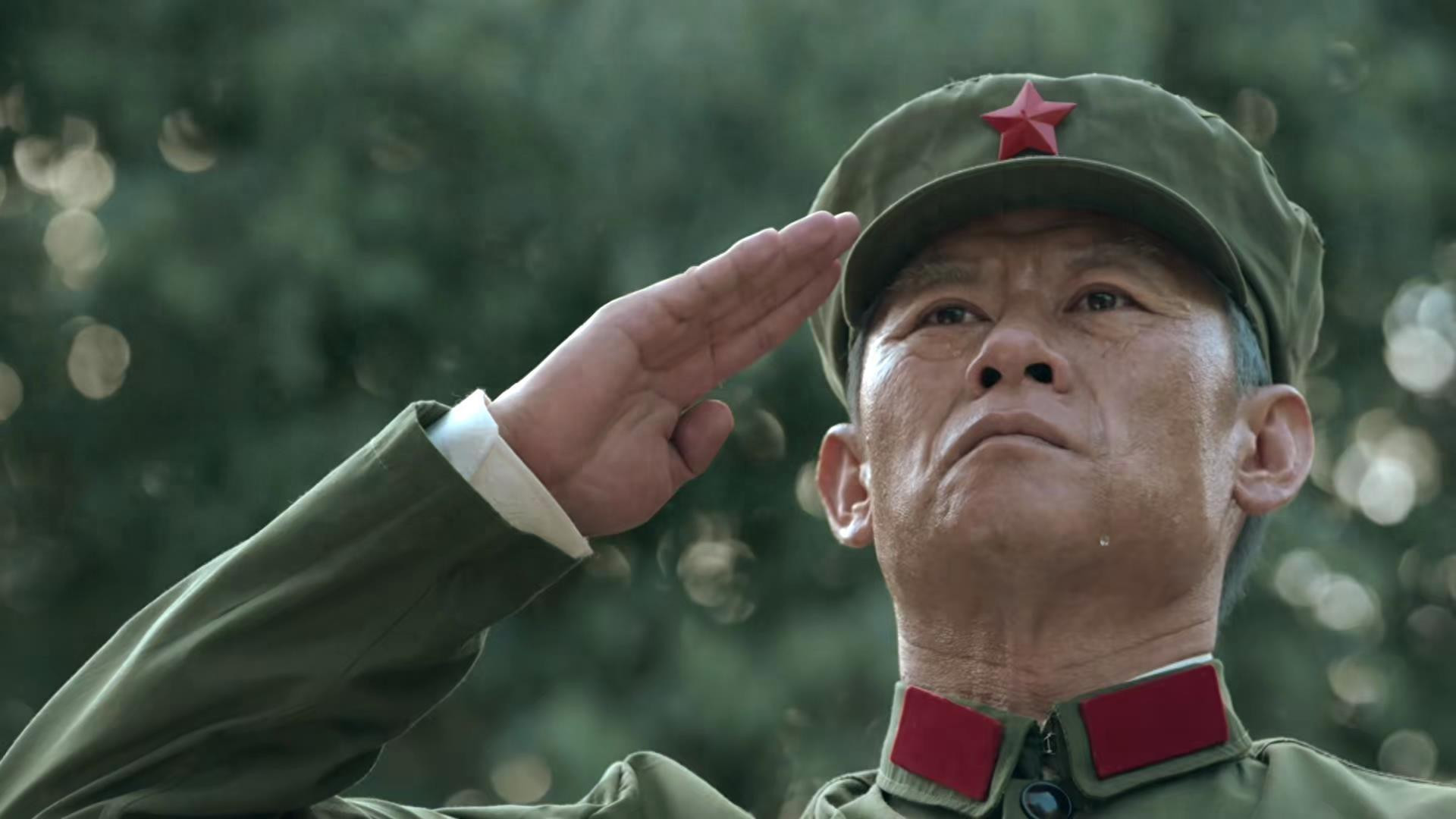 首播口碑爆了，40集反特大剧来袭！我想说，早就该按这“尺度”拍